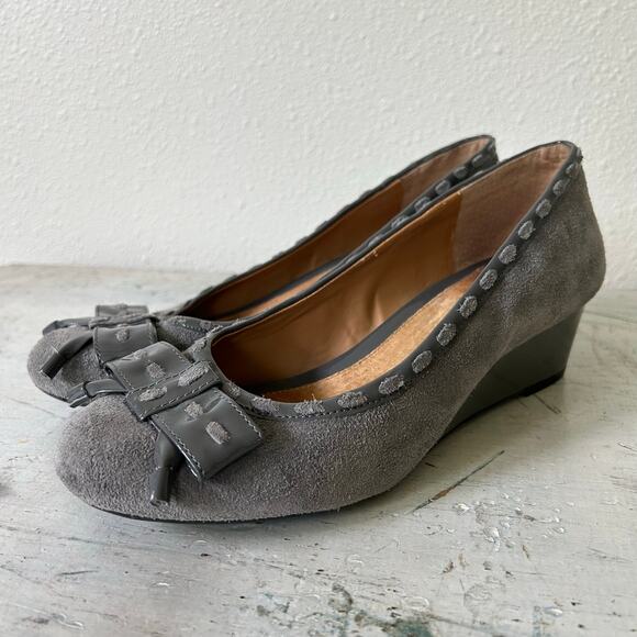 Michelle D suede leather low wedge kitten heel bow academia office coquette 7.5 - Picture 1 of 13